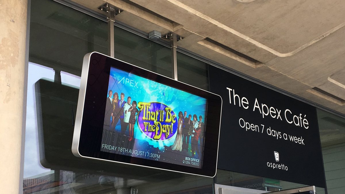 43" Outdoor Digital Menu Board Screen view 3